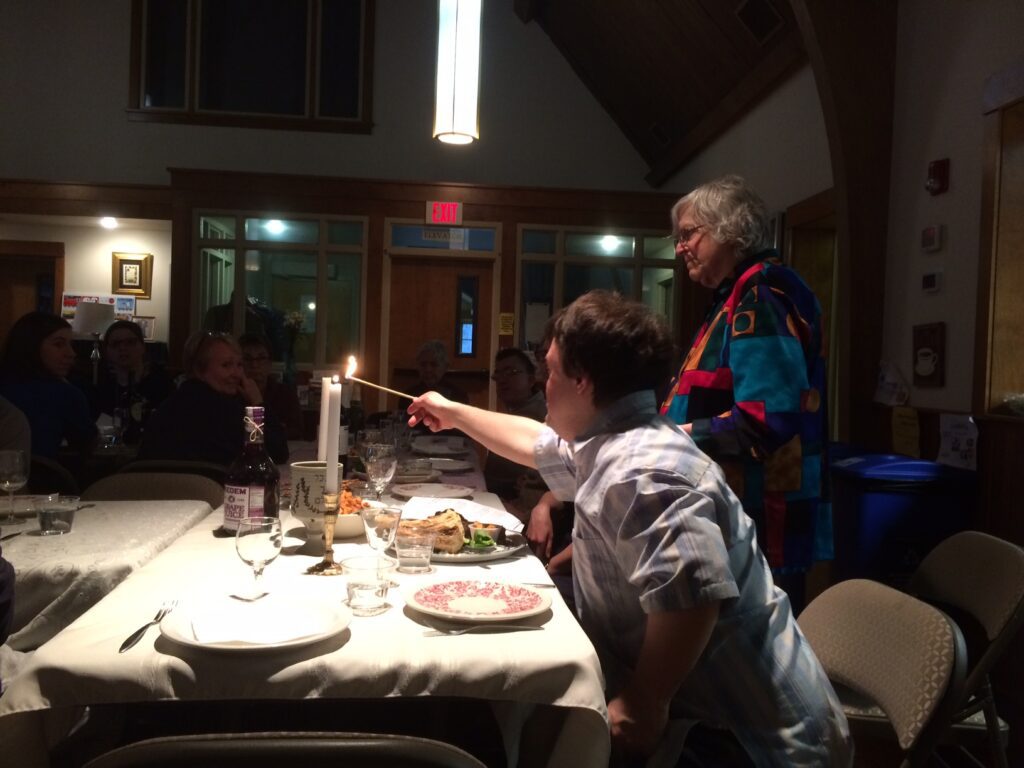 L'Arche members and volunteers at passover seder